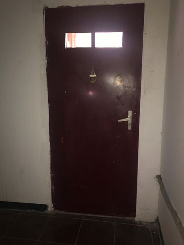 qapı uzlukleri: Demir qapi satilir 100 azn
Ölçü 1.96_87
Unvan Ehmədli.8191(GülüX)