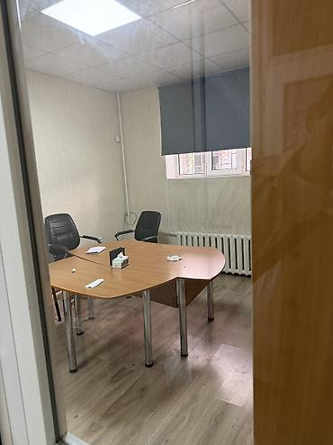 9 хутор бишкек: Аренда офисов, 18 м², В жилом комплексе, 1 линия, С юридическим адресом — 2