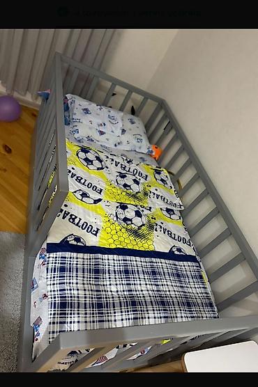 Kravat 220 azn tecili satilir prablemi yoxdu yaxsi veziyyetdedi eni 90
