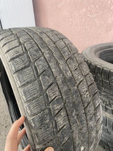 продам резину на 15: Шины 225 / 50 / R 16, Зима, Б/у, Легковые, Япония, Dunlop