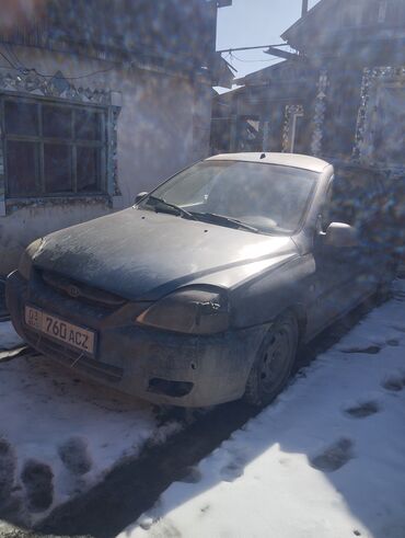 кич карнавал: Kia Rio: 2004 г., 1.5 л, Механика, Бензин