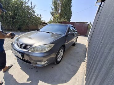 домкрат для машины: Toyota Camry: 2004 г., 2.4 л, Автоматические, Бензин, Седан