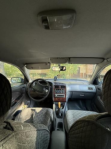 до 400000: Toyota Avensis: 1998 г., 1.6 л, Механика, Бензин, Седан — 5