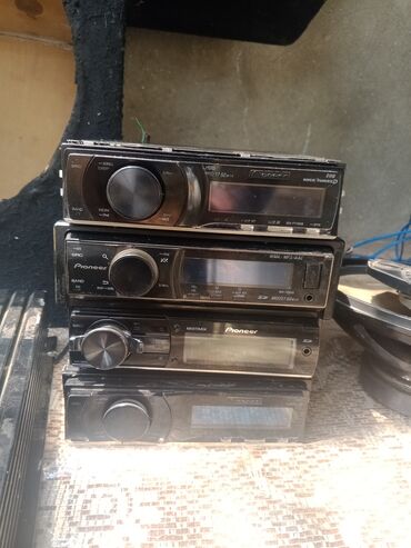 maşın monitoru: Maqnitol, Pioneer, AUX