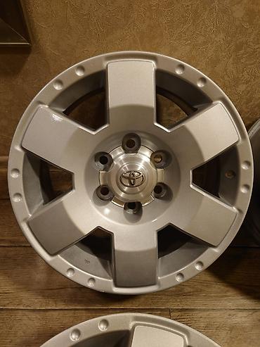 одиссей молдинг: Литые Диски R 17 Toyota, Комплект, отверстий - 6, Б/у — 6