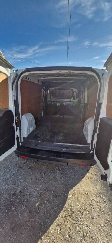 Ostala vozila: Fiat Doblo Cargo MAXI 1.6 MJ Na ime kupca 2017. Godište Prešao — 7