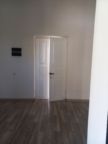 Офисы: Продаю Офис 365 м², С ремонтом, С мебелью, Административное здание, 1 этаж at lalafo.kg — 7 Офисы: Продаю Офис 365 м², С ремонтом, С мебелью, Административное здание, 1 этаж — 7