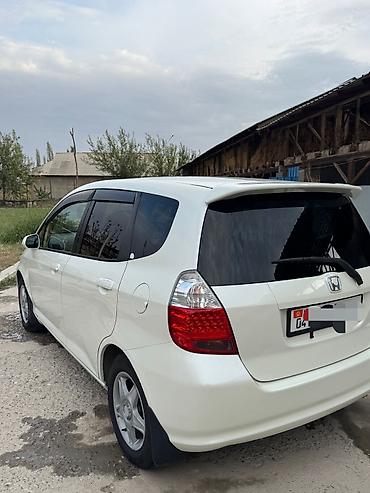 vip razbor: Honda Fit: 2002 г., 1.3 л, Вариатор, Хэтчбэк — 6