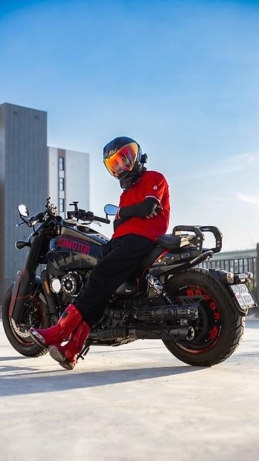 мото чопер: QJMOTOR SRV 600 v4

600 кубов - ноябрь 2023 год
двигатель v4 — 2