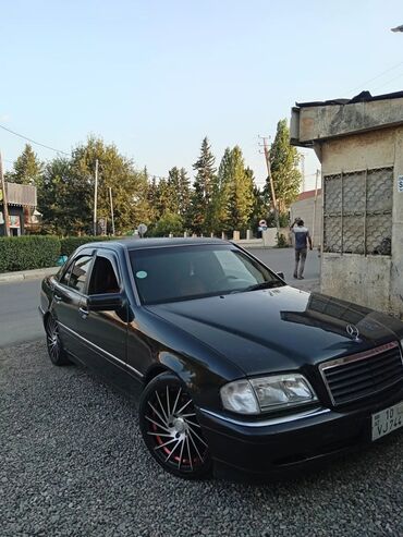 masin bazari 4 goz mercedes qiymetleri: Mercedes-Benz 220: 2.2 l | 1995 il Sedan