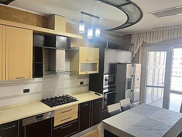 Квартиры: 4 комнаты, 210 м² — 9