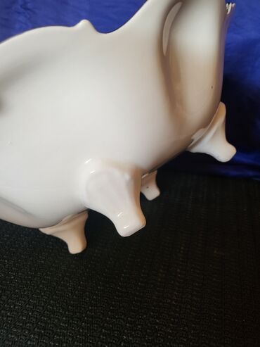 Ostalo posuđe: Cinija nova sa stopama Fena porcelan 70te. Cinija je nova,sve na — 10