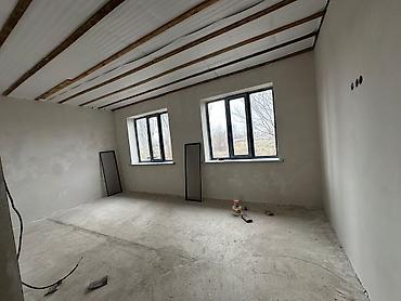 Продажа коттеджей и домов: Трёхкомнатная времянка и новый дом четыре комнатные плюс сарай 20/6 — 25