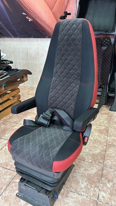 Чехлы и накидки на сиденья: Чехлы Кожаные, цвет - Черный, Volvo, Новый, Самовывоз — 13