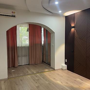 кварита: 3 комнаты, 62 м², Дордой Плаза ТРЦ 105 серия, 1 этаж, Свежий ремонт — 3