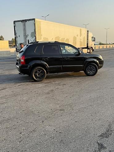 islenmis hyundai avtomobilleri satisi: Hyundai Tucson, qara rəng, Azərbaycan nömrə nişanı 10-US-736 — 6