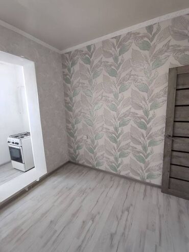 срочно продается квартира: 3 комнаты, 61 м², Индивидуалка, 3 этаж, Евроремонт