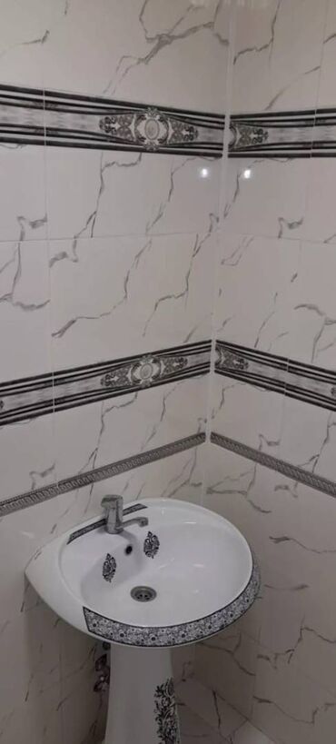 Uzunmüddətli kirayə mənzillər: Nəsimi metrosu yaxınlığında,5 mərtəbənin,5-ci mərtəbəsində,2 — 10