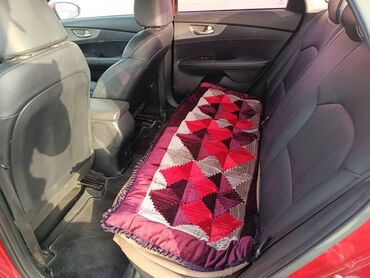 Kia: Kia K3: 2018 г., Седан — 7