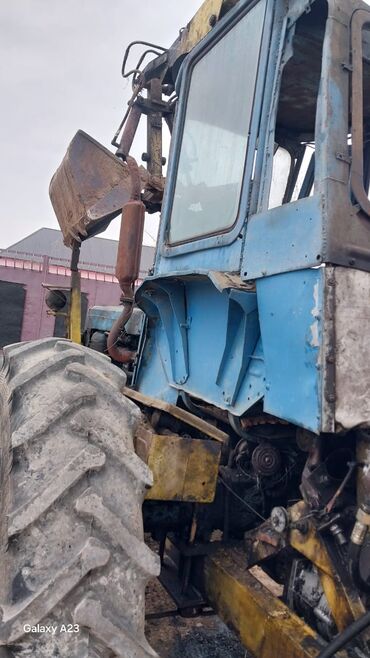 Ekskavatorlar: Universal ekskavator-yükləyici traktor - Ön bıçaq (dozer) və arxa — 4