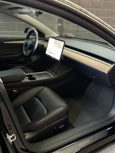 Tesla: Tesla Model 3: 2023 г., Электромобиль, Седан — 3