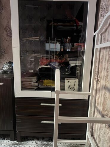qorka kamod: Yeni, Güzgülü