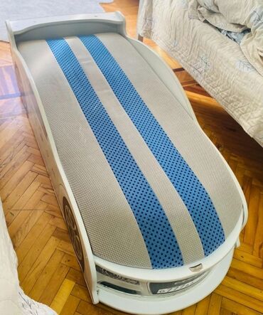 usaq çarpayıları instagram: SabisbakiMasin kravat yaxshi veziyyetdedi bazasi var,matraslidi 100man