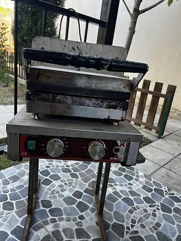 blincik: Peşəkar elektrik vafli aparatı - İki bölməli kvadrat vafli qəlibləri — 3