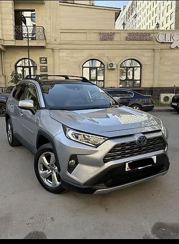 range rover 2017: Toyota RAV4: 2021 г., Гибрид, Кроссовер — 1
