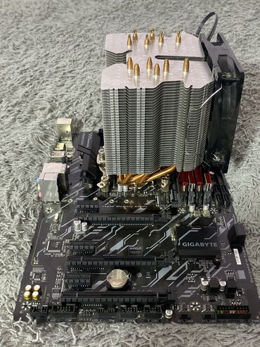 Материнские платы: Материнская плата, Б/у, Gigabyte, LGA1151 v2, Для ПК