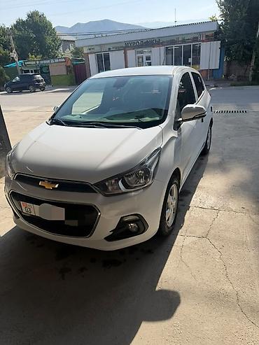 Chevrolet Spark: 2017 г., 1 л, Автомат, Хэтчбэк