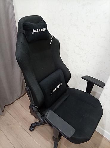 игровое кресло бу: Игровое кресло, Б/у, С колесиками, цвет - Черный — 1