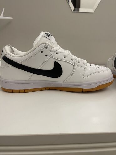 nike low: Nike sb dunk low White gum, размер 40, новые ни разу не носили