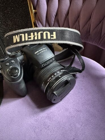 Fujifilm FinePix HS25EXR fotoaparat - 30x optik zum (24–720 mm ekv.)