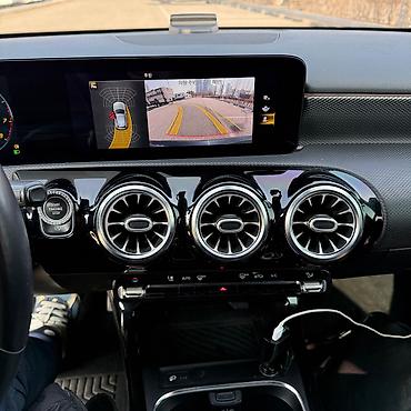 Mercedes-Benz: Mercedes-Benz A-Class: 2020 г., 2 л, Бензин — 18