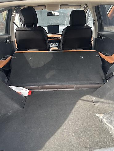 hongqi ehs9: BYD E2: 2021 г., Автомат, Электромобиль, Хэтчбэк — 7