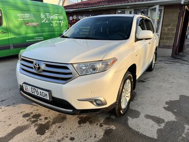 Toyota: Toyota Highlander: 2013 г., 3.5 л, Типтроник, Бензин, Кроссовер