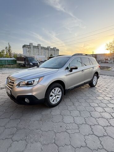 купить субару аутбек в бишкеке: Универсал Subaru Outback в светло-серебристом цвете, оснащенный