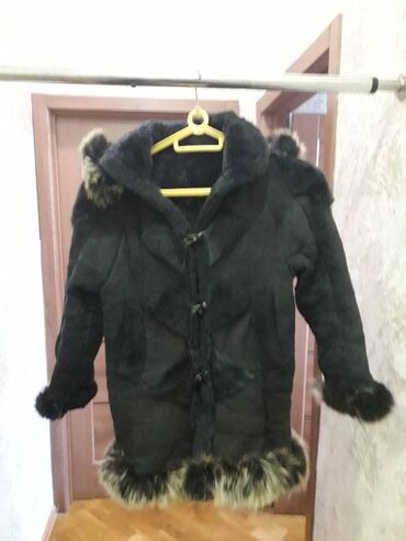 шуба из овчины азербайджанская: Dublyonka. 7-10 Yaş qız uşağı üçün. Az və səliqəli istifadə olunub