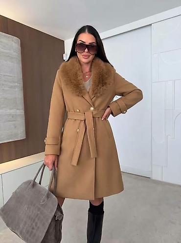 ✨️Omiljeni model kaputa je stigao ✨️
Vel: S M L 
Cena: 4.800 dinara