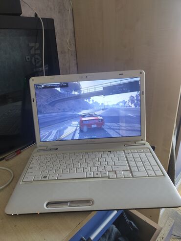 gta baku yukle komputer üçün: Б/у Toshiba, 15 ", Intel Core i3, 512 ГБ, Самовывоз