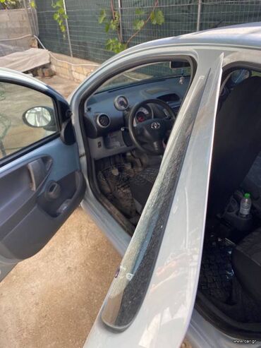 Toyota: Toyota Aygo: 1 l. | 2006 έ. Χάτσμπακ — 7