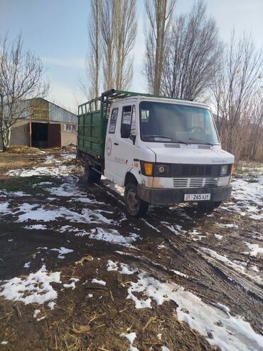 Mercedes-Benz: Mercedes-Benz : 1990 г., 2.8 л, Механика, Дизель, Бус — 5