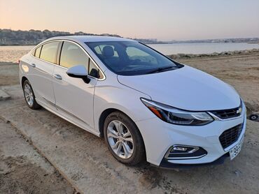 Chevrolet: Chevrolet Cruze: 1.4 l | 2017 il 136500 km Sedan — 32