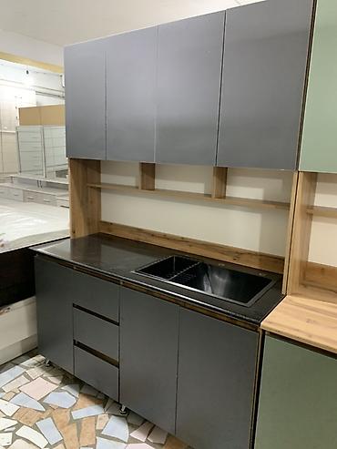 Кухонные гарнитуры: Кухонные гарнитуры современного дизайна - Прямые модули с верхними и — 7