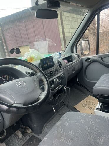 Аренда рефрижератора: Изотермический мерседес 416 сди 2.7 двигателем в идеальном сомтайания — 11