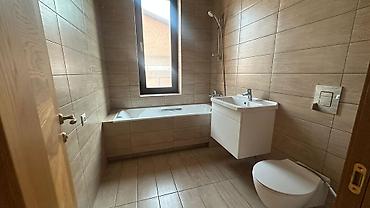 Продажа коттеджей и домов: 5 и более комнат, 242 м², 6 соток, Бишкек, Агентство недвижимости — 15