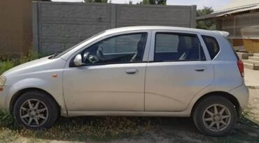 Daewoo: Daewoo Kalos: 2002 г., 1.5 л, Механика, Бензин, Хэтчбэк