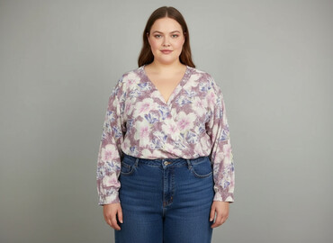 Women's blouse, size 4XL