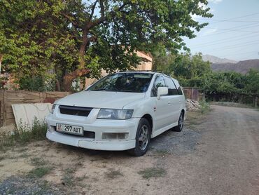 Mitsubishi: Mitsubishi Chariot: 2000 г., 2.4 л, Типтроник, Бензин, Минивэн